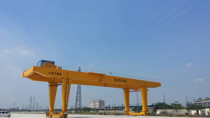 門(mén)式起重機(jī)