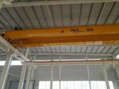 性能穩(wěn)定的雙梁行車表現(xiàn)在哪里？