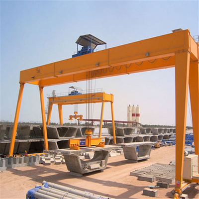 靖起制造地鐵施工專用龍門(mén)起重機(jī)