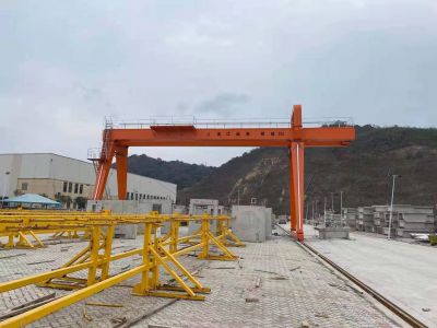 避免事故！雙梁起重機(jī)的十大安全紅線