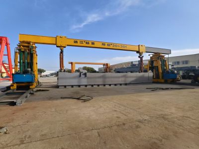 液壓龍門吊起重量大，精度高，應(yīng)用廣！