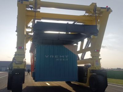 非標(biāo)定制跨運車的優(yōu)勢有哪些？